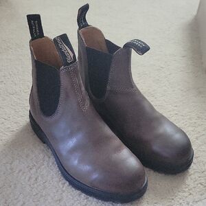Blundstone Brown Chelsea Boots